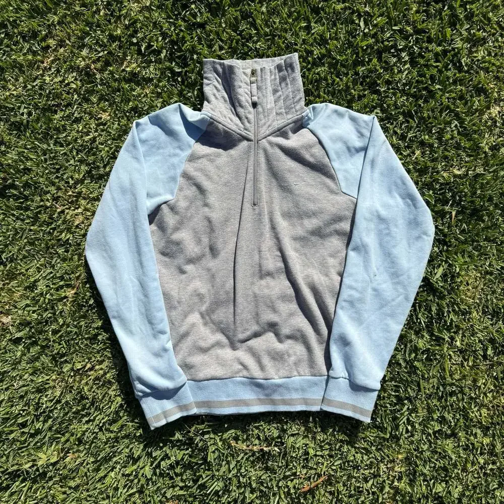 Nike Vintage Colorblock Quarter-Zip Pullover Sweatshirt Gray and Light Blue XL